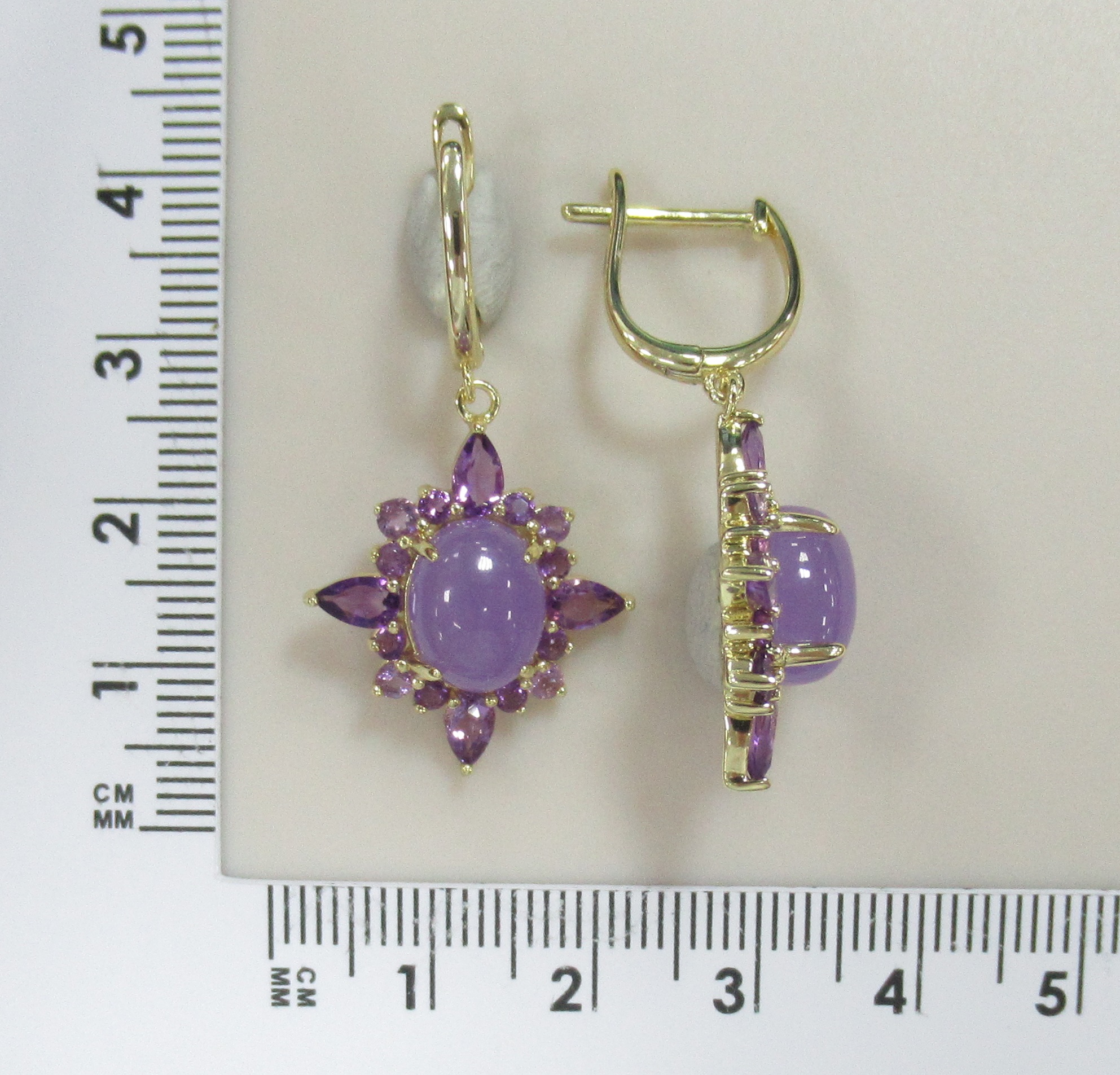 Серебряные серьги с лавандовыми жадеитами